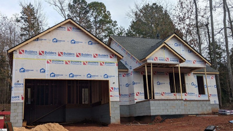 Property image 3 at 101 Indian Ridge Drive, Laurens, SC 29360