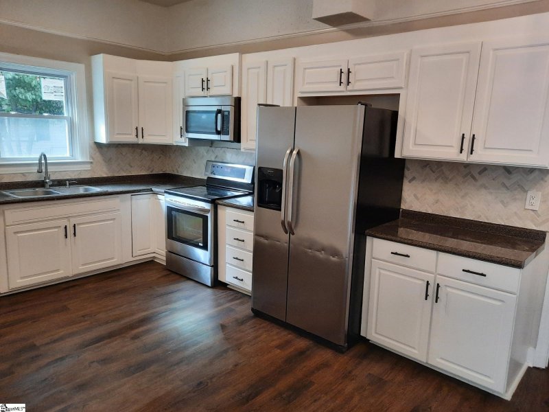 Property image 5 at 101 YMCA Street, Greenville, SC 29611