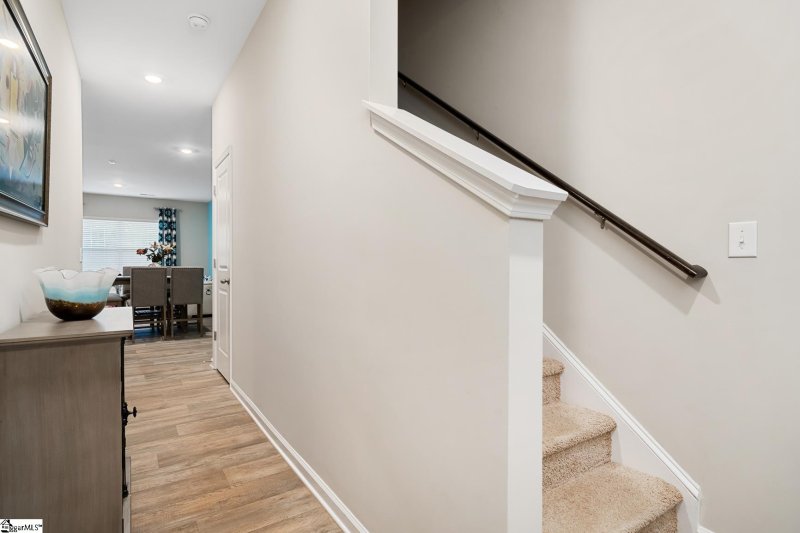 Property image 2 at 25 Moorlyn Lane, Greer, SC 29650