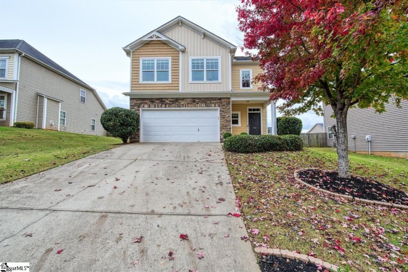 Property image 2 at 276 Stonewood Crossing Drive, Boiling Springs, SC 29316