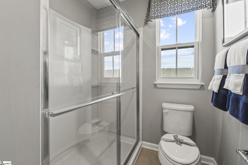 Property image 4 at 12 Country Dale Drive, Greer, SC 29650