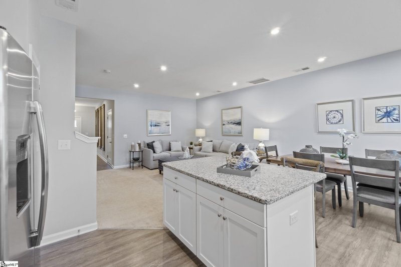 Property image 5 at 12 Country Dale Drive, Greer, SC 29650