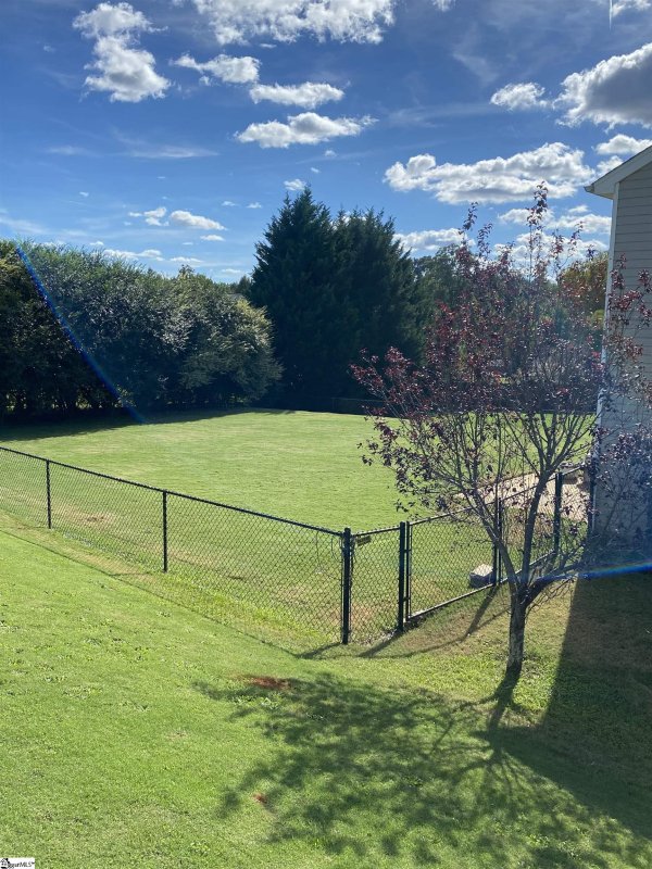 Property image 3 at 812 Glisten Drive, Boiling Springs, SC 29316