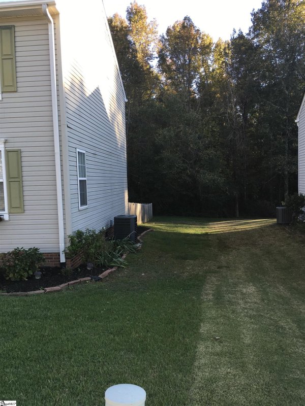 Property image 2 at 413 Brighton Wood Drive, Moore, SC 29369