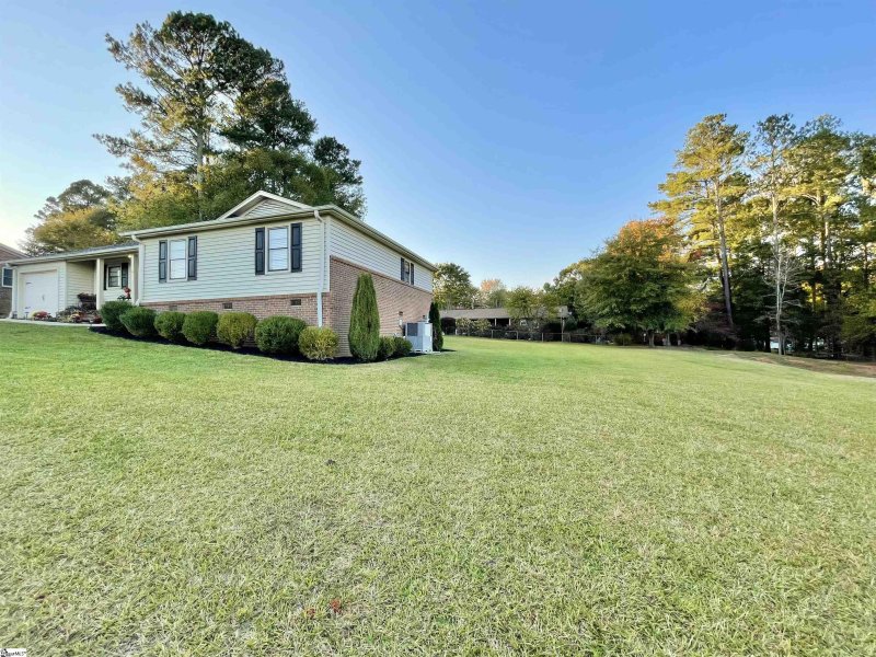 Property image 4 at 414 Wimberly Lane, Easley, SC 29642