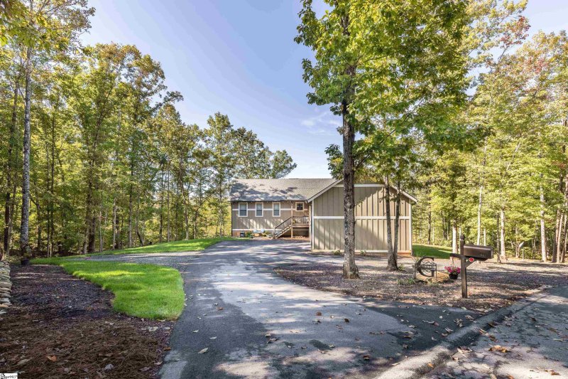 Property image 2 at 311 Cliffside Trail, Pickens, SC 29671