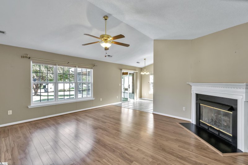 Property image 2 at 23 Hartwell Drive, Simpsonville, SC 29681