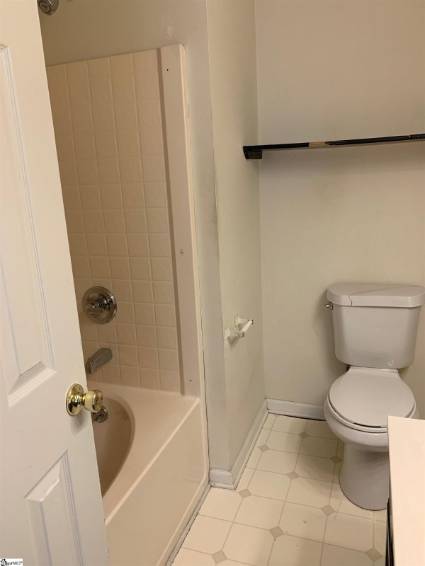 Property image 3 at 408 Palmetto Court, Greer, SC 29651