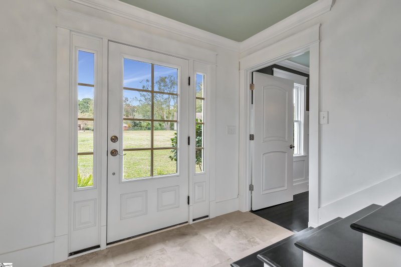 Property image 2 at 301 Wellington Road, Easley, SC 29642