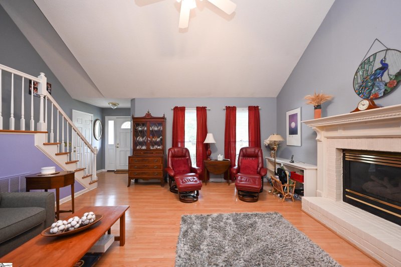 Property image 4 at 7 Brookford Court, Greenville, SC 29615