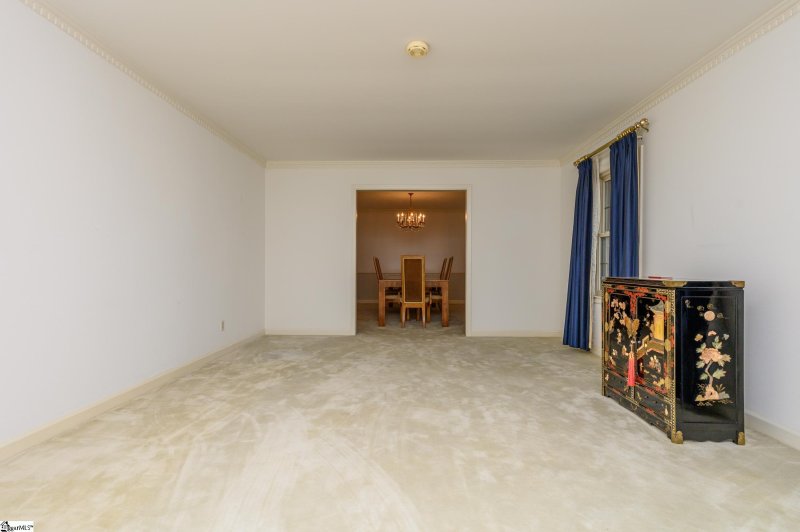 Property image 3 at 105 Belgrade Drive, Greenville, SC 29615