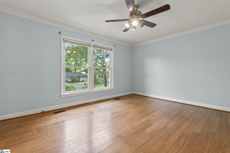 Property image 4 at 4 Braddock Drive, Taylors, SC 29687