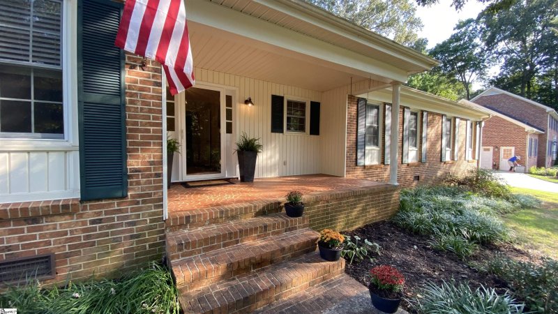 Property image 2 at 108 Sturbridge Drive, Greenville, SC 29615