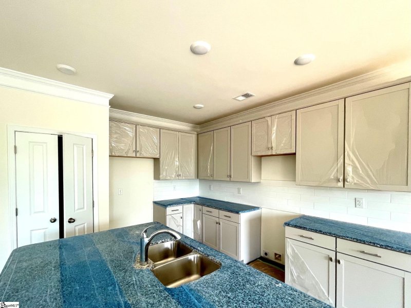 Property image 2 at 305 Penley Place, Greenville, SC 29607