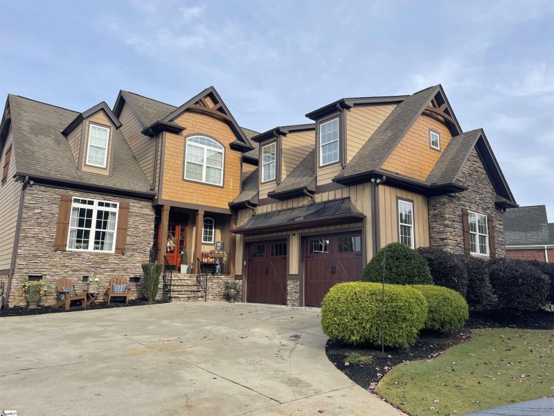 Property image 2 at 152 Brighton Circle, Easley, SC 29642