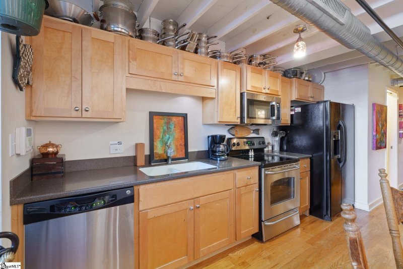 Property image 4 at 300 South Street, Simpsonville, SC 29681