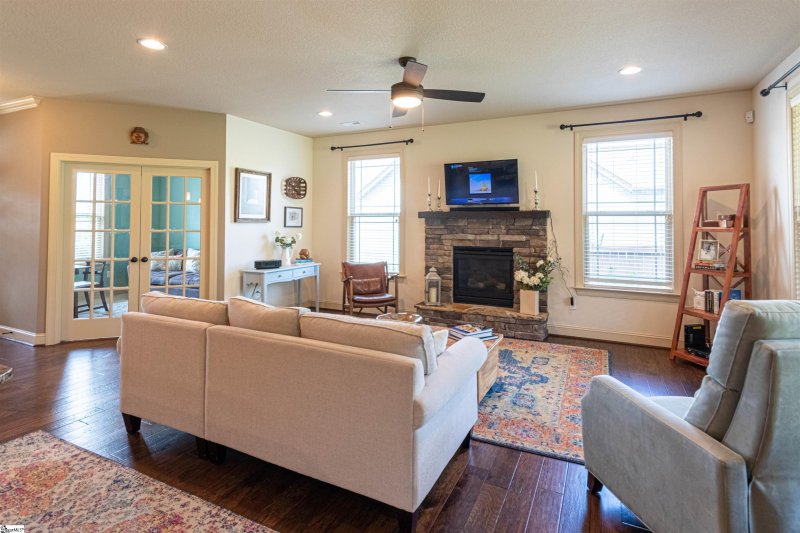 Property image 5 at 808 MIRANDY Court, Travelers Rest, SC 29690