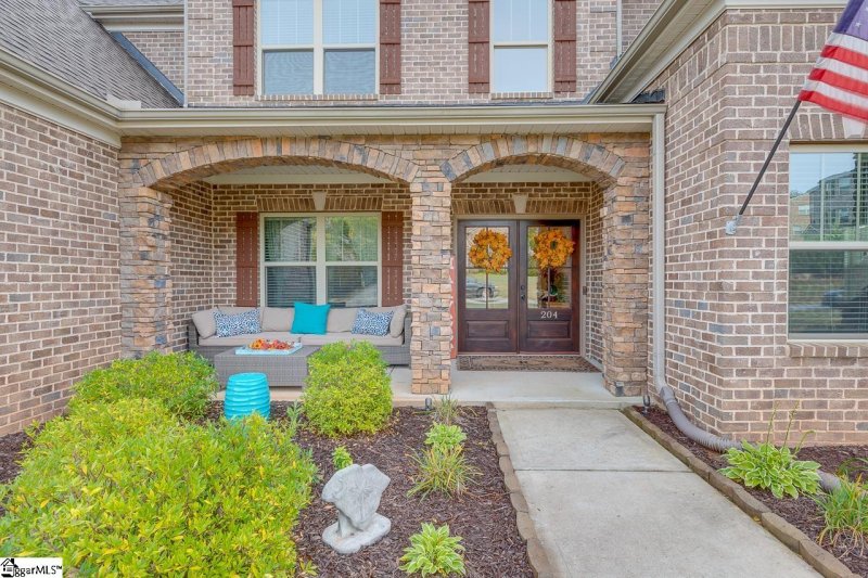 Property image 2 at 204 Tuxedo Lane, Greer, SC 29651