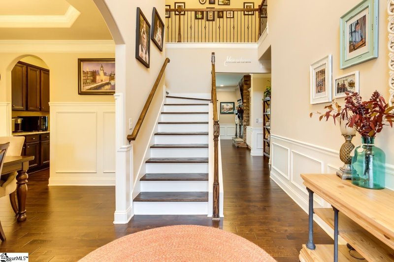 Property image 3 at 204 Tuxedo Lane, Greer, SC 29651