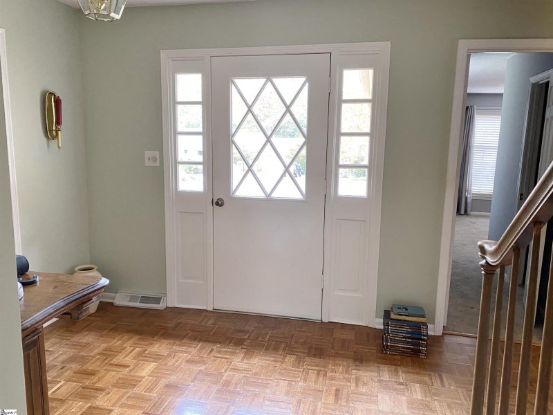 Property image 4 at 5016 Bridle Path Lane, Greenville, SC 29615