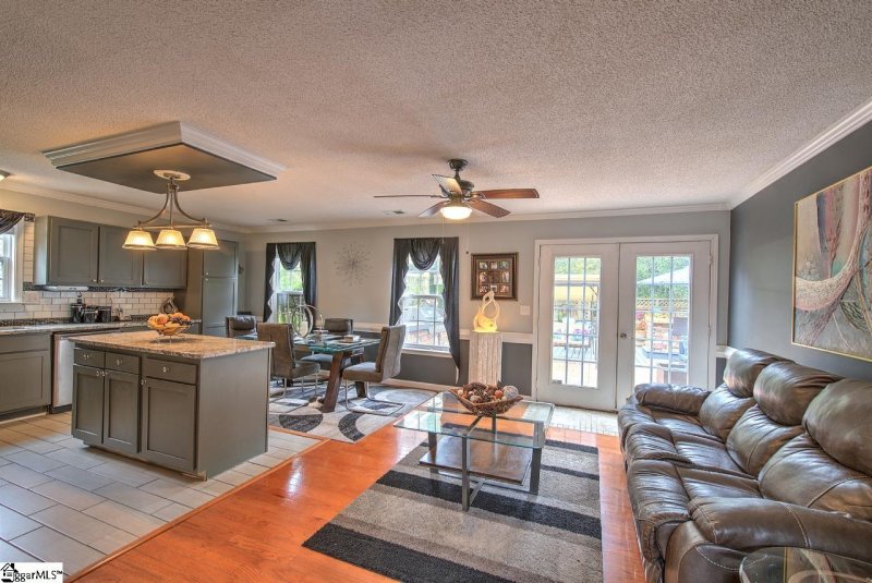 Property image 5 at 276 Rivers Edge Drive, Easley, SC 29640
