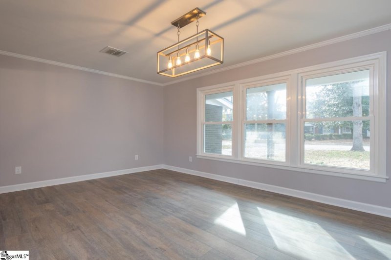 Property image 2 at 302 N B Street, Easley, SC 29640