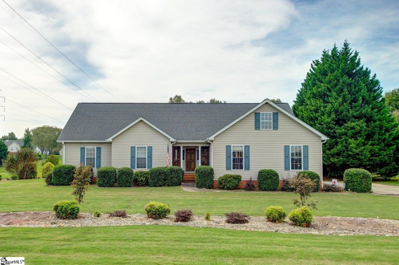 115 N Silver Ridge Drive