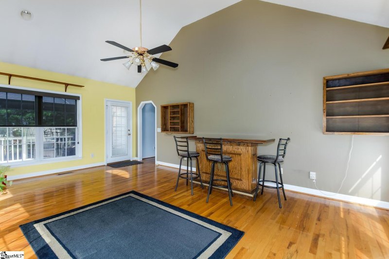 Property image 4 at 115 N Silver Ridge Drive, Greer, SC 29651