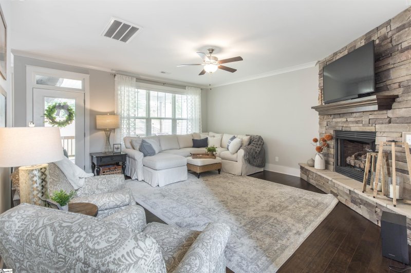 Property image 4 at 306 S River Bluff Road, Piedmont, SC 29673