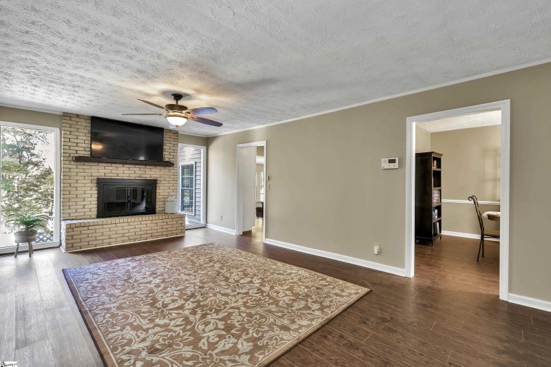 Property image 3 at 108 Riverview Drive, Greenville, SC 29611