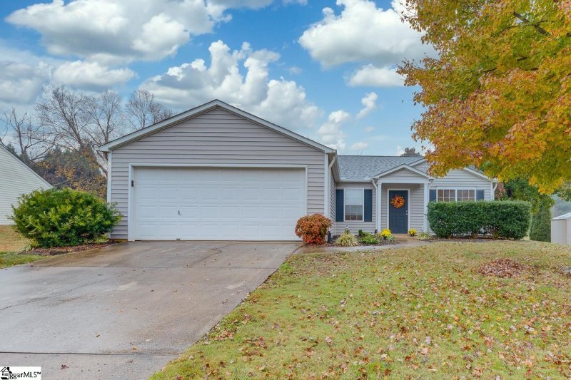 Property image 2 at 7 Glassglenn Drive, Simpsonville, SC 29681