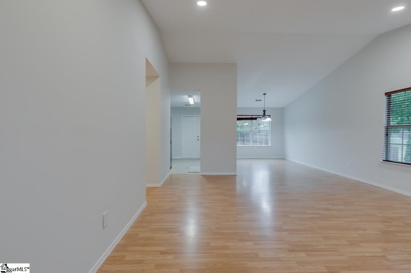 Property image 5 at 7 Glassglenn Drive, Simpsonville, SC 29681