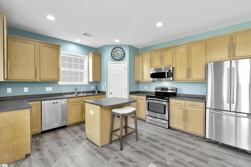 Property image 5 at 504 Collingsworth Lane, Greenville, SC 29615