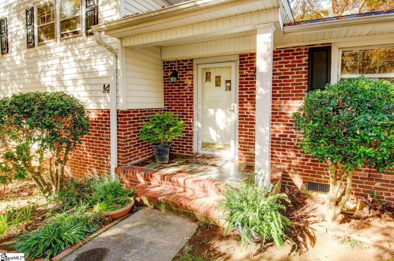 Property image 3 at 14 Pine Creek Court, Greenville, SC 29605