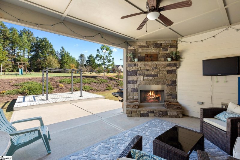 Property image 3 at 155 Waltzing vine Lane, Williamston, SC 29697