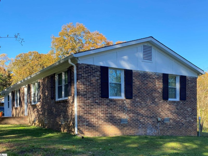 Property image 3 at 115 Patton Drive, Greenville, SC 29605