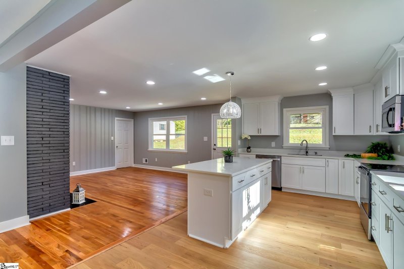 Property image 5 at 173 Saratoga Avenue, Spartanburg, SC 29302