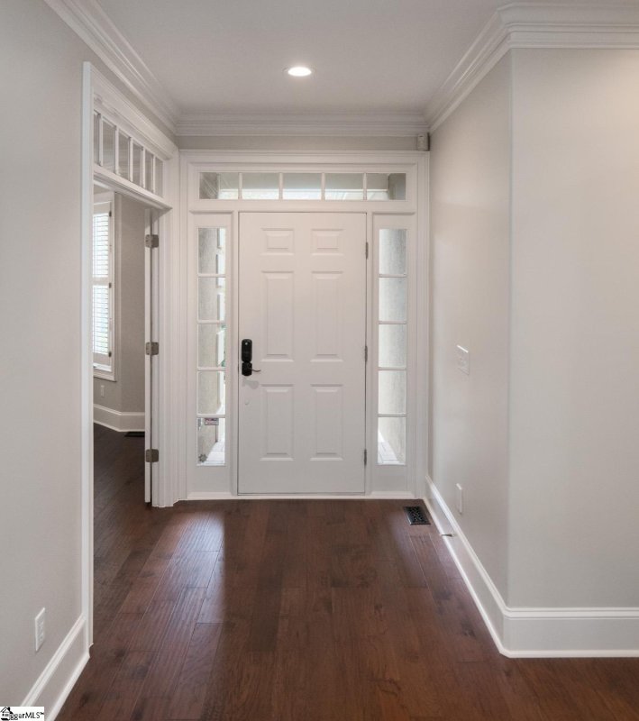 Property image 3 at 4 Green Arbor Lane, Greenville, SC 29615