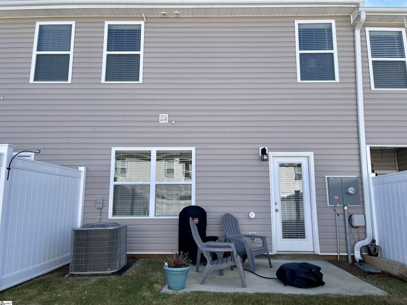 Property image 2 at 102 Southridge Court, Easley, SC 29642