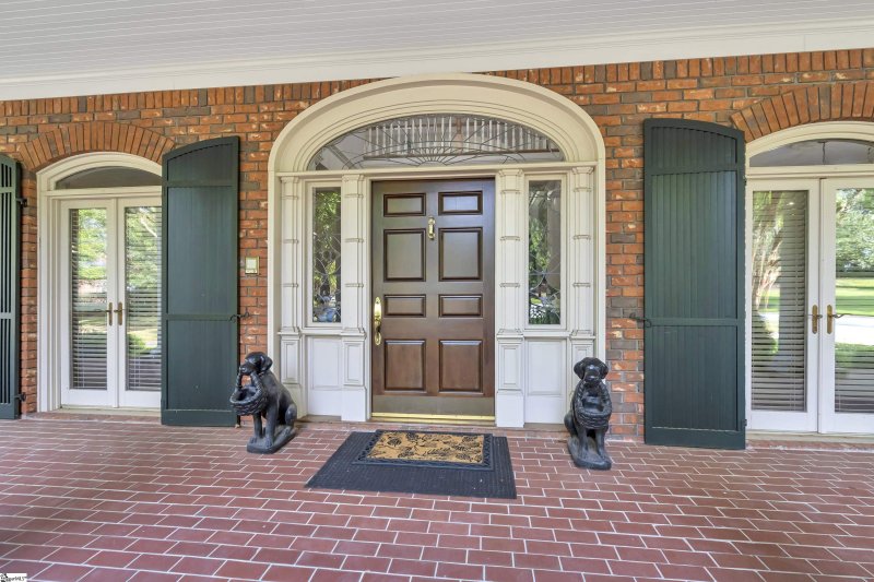 Property image 2 at 201 Somerset Forest Lane, Simpsonville, SC 29681