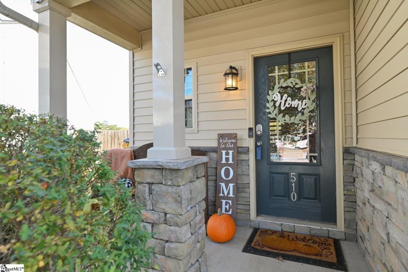 Property image 2 at 510 Norwell Lane, Greenville, SC 29605