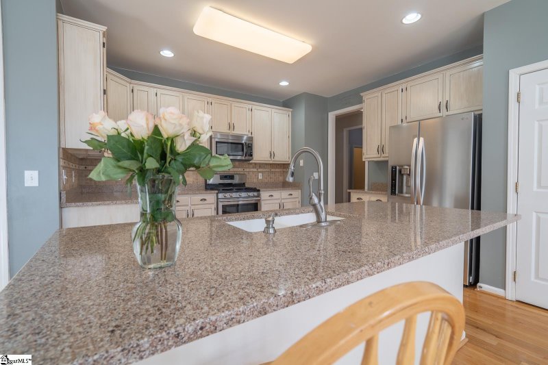 Property image 5 at 32 Willow Oak Court, Simpsonville, SC 29681