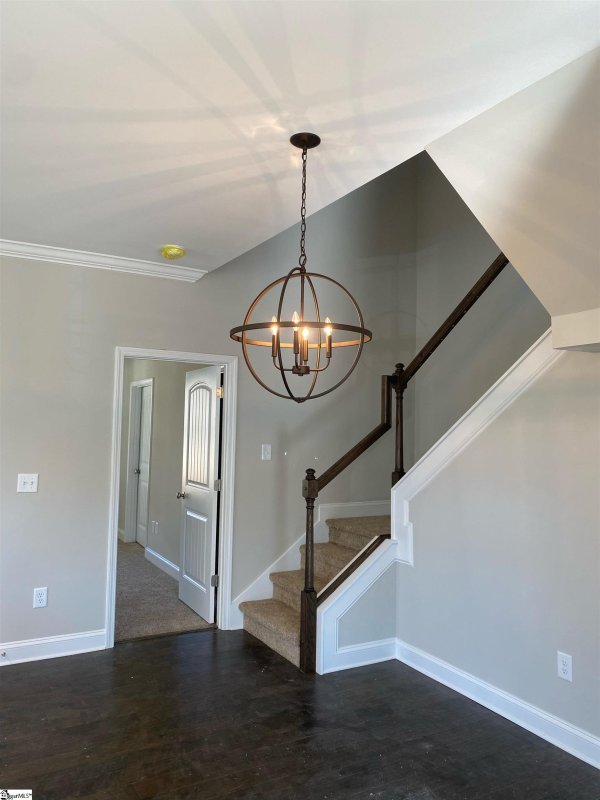 Property image 3 at 546 Twin Lake Road, Greenville, SC 29609