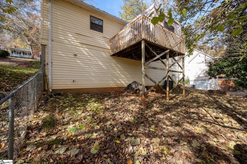 Property image 5 at 1603 Winding Way, Taylors, SC 29687