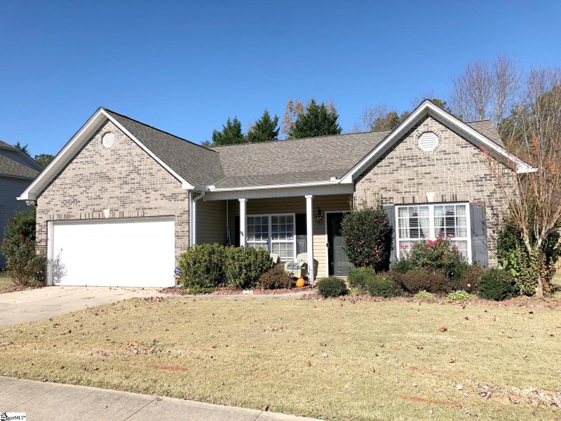 104 Eagle Pass Drive