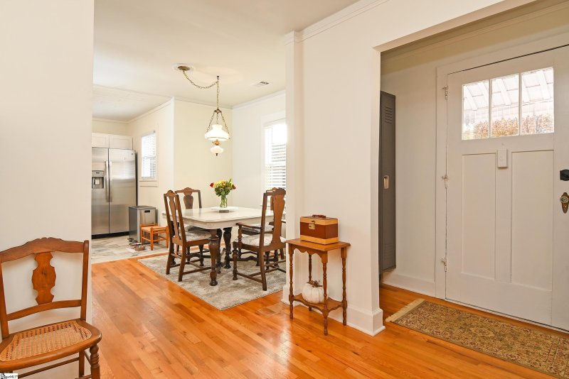 Property image 4 at 207 Vintage Avenue, Greenville, SC 29607