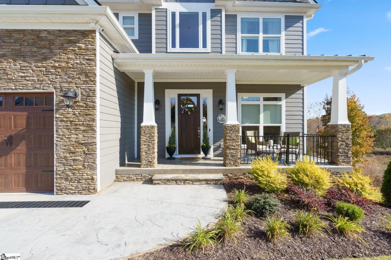 Property image 2 at 311 South River Bluff Drive, Piedmont, SC 29673