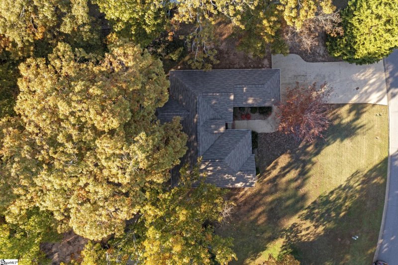 Property image 2 at 2501 Annandale Drive, Anderson, SC 29621