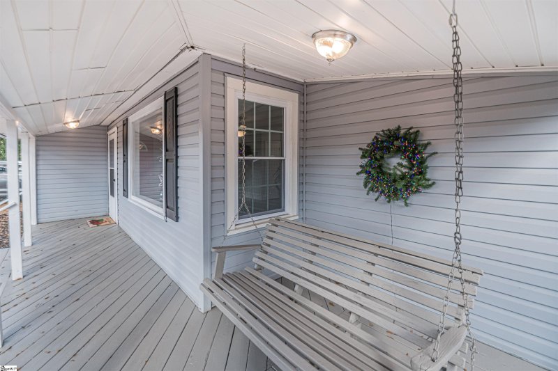 Property image 2 at 101 Nalley Street, Easley, SC 29640