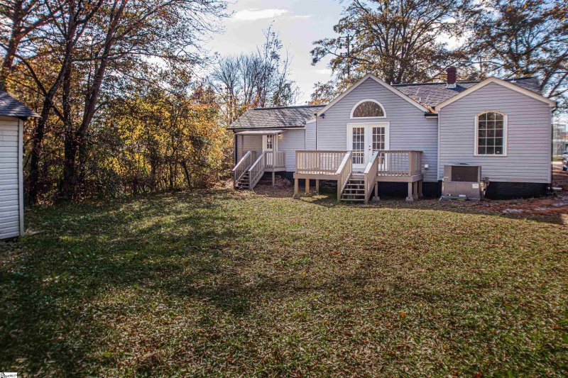 Property image 4 at 101 Nalley Street, Easley, SC 29640
